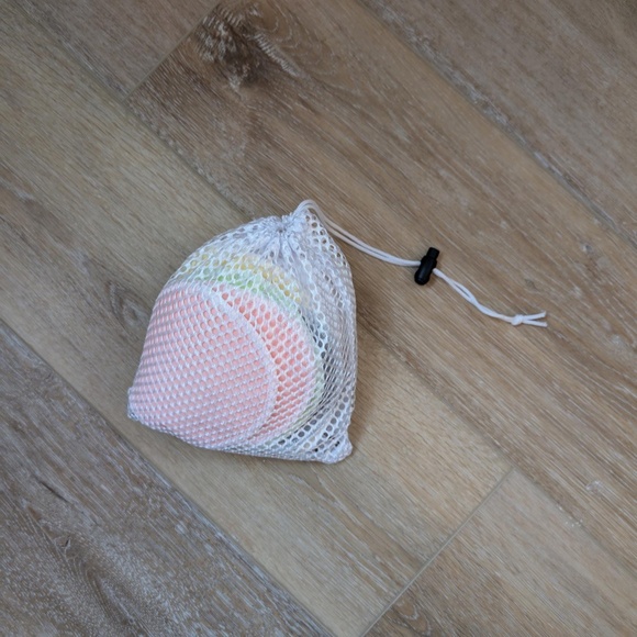 Cloth Nursing Pads - Picture 2 of 2